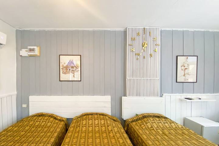 Room 16 of 181