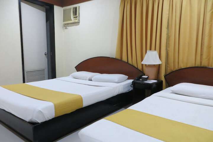 Room 19 of 44