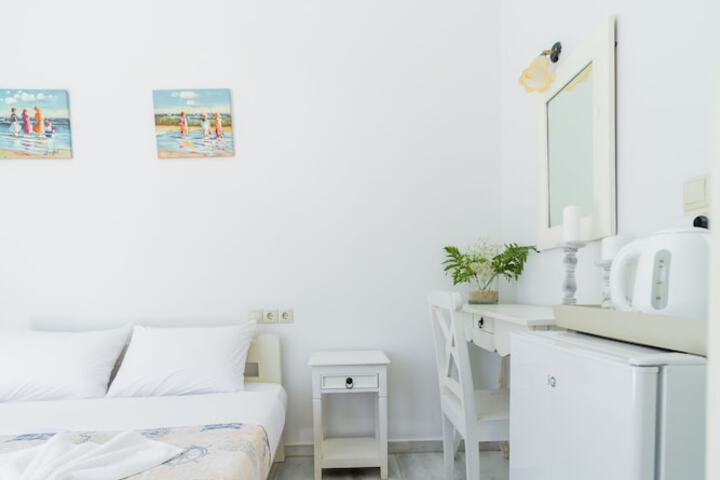 Room 46 of 196