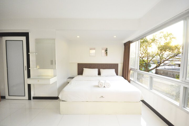 Room 21 of 51