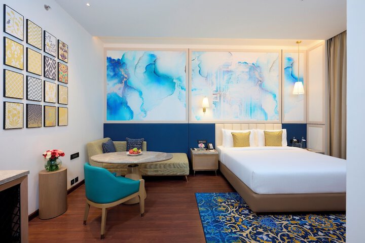 Room 15 of 63