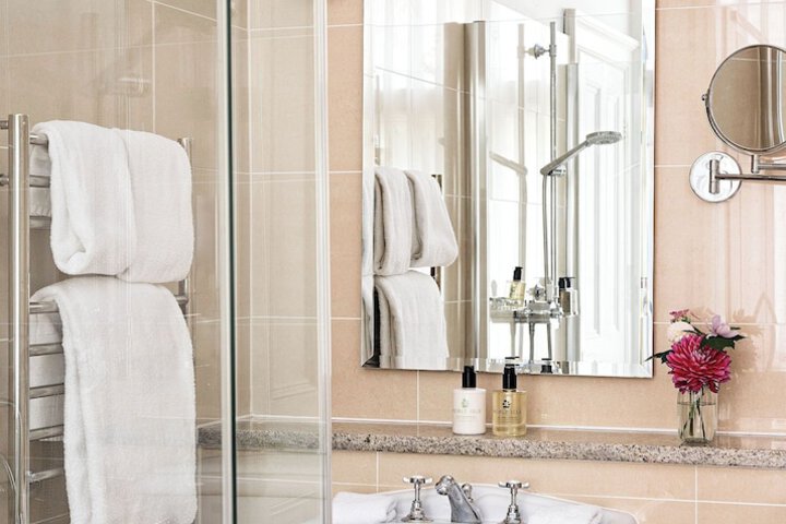 Bathroom Interior Photo