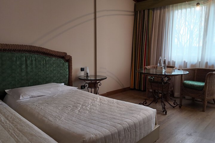 Room 41 of 157