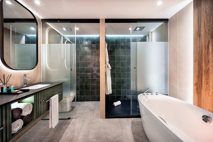 Bath Photo