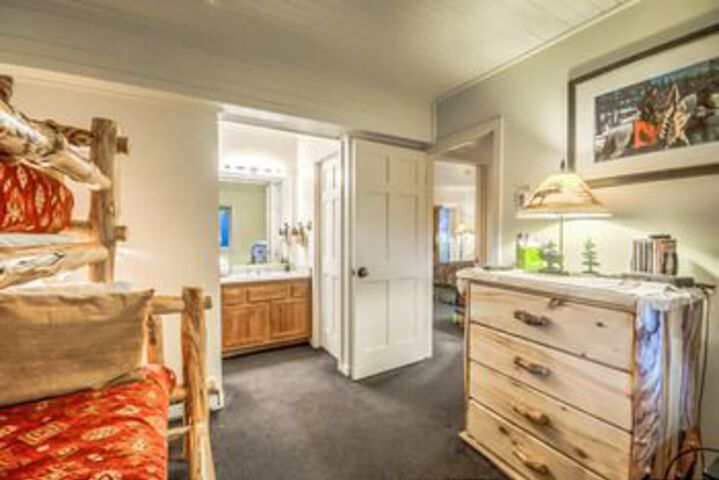 Room 54 of 113