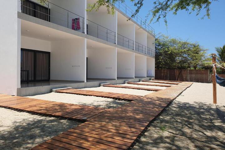 Exterior of Las Hamacas