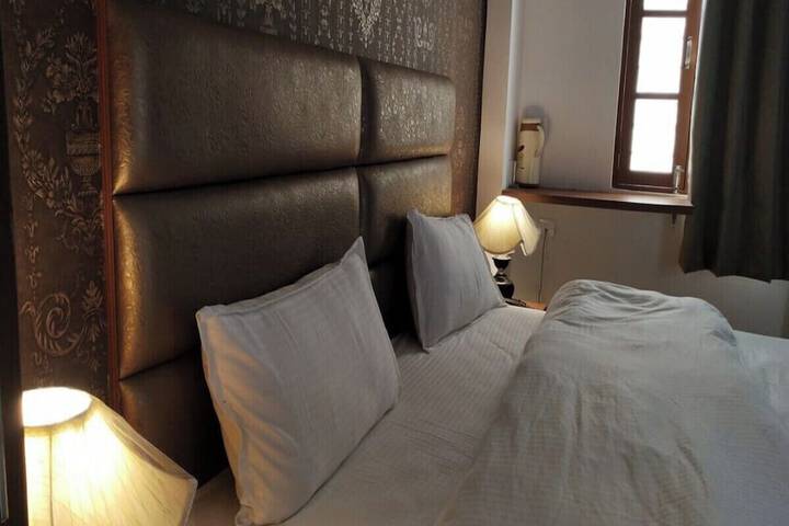 Room 14 of 51