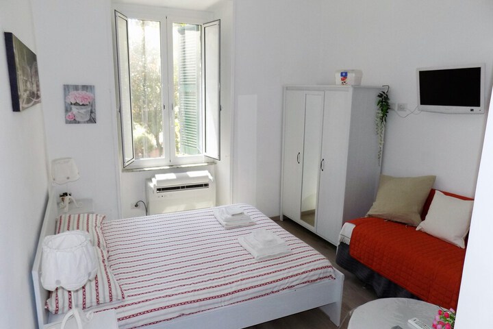 Room 14 of 66