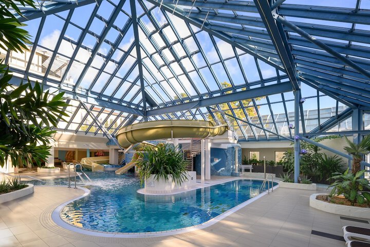 Pool 72 of 170