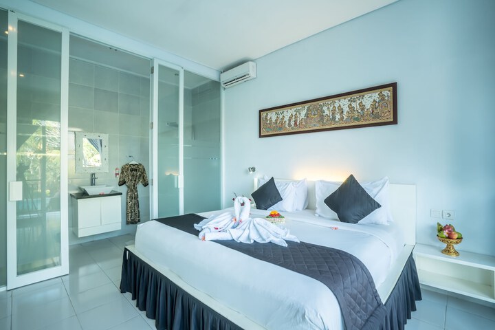 Room 10 of 55