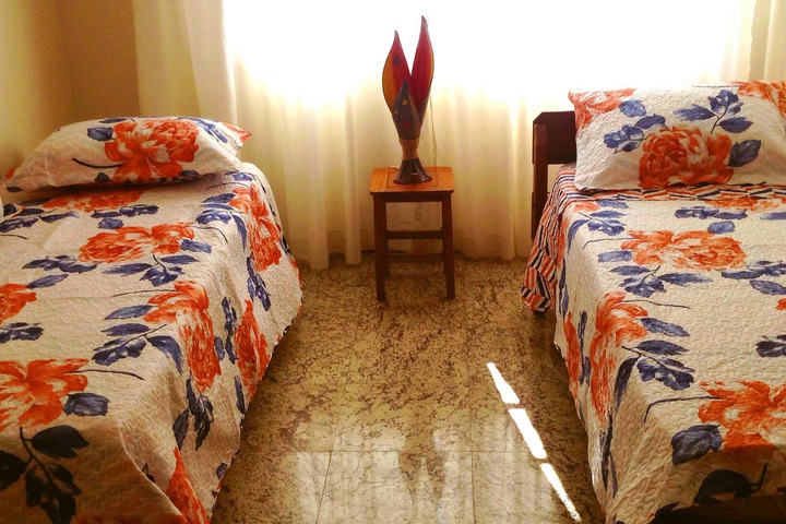 Room 3 of 80