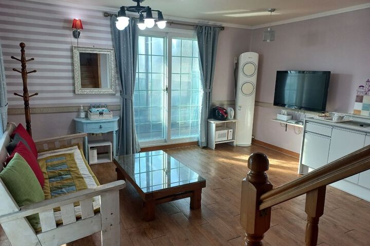 Room 20 of 63
