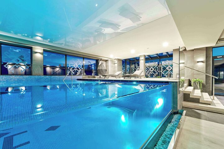 Pool 29 of 73