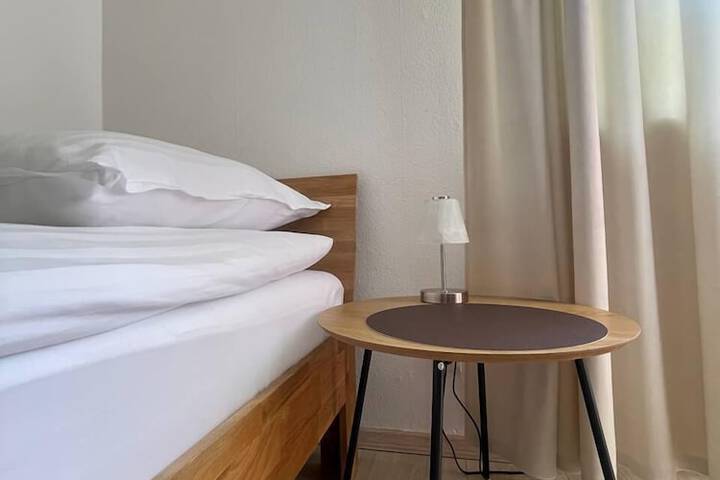 Room 15 of 37