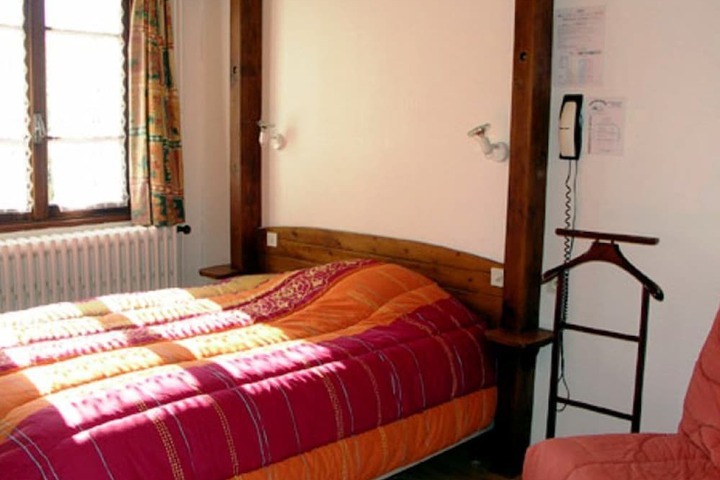 Room 8 of 46