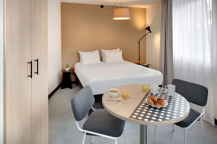 Room 5 of 21