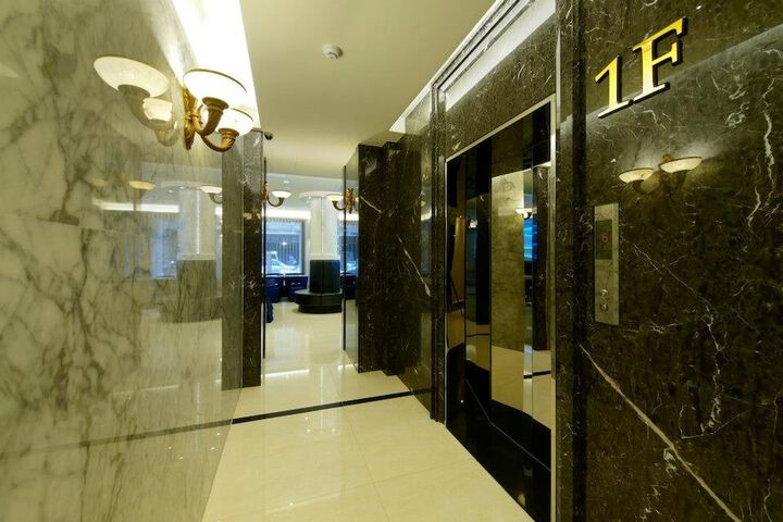 Ballroom/Hall 47 of 56