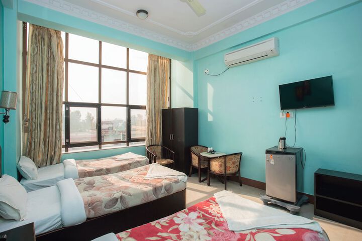Room 9 of 41