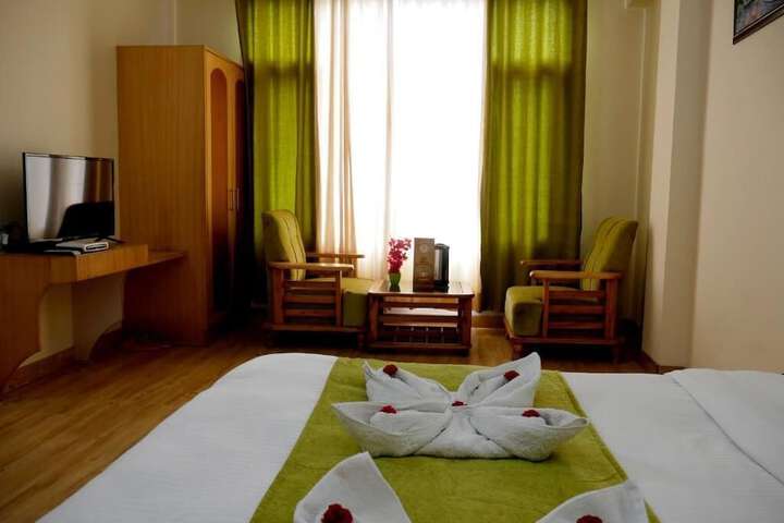 Room 7 of 48