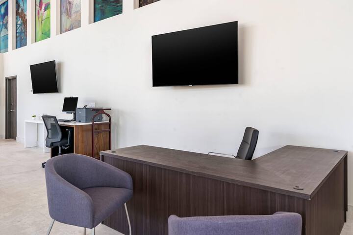 Business center
