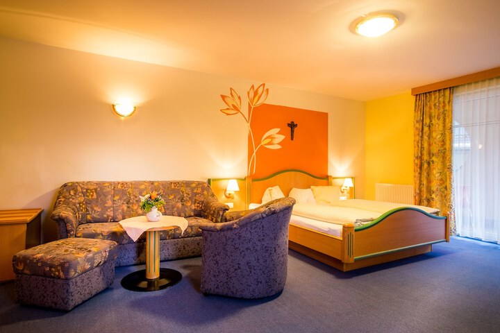 Room 12 of 39
