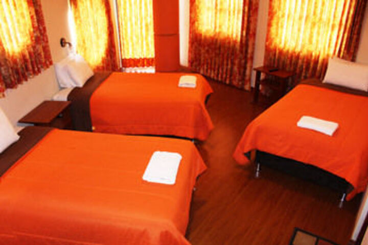 Room 17 of 34