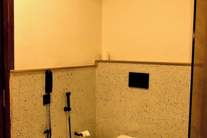 Room 18 of 41