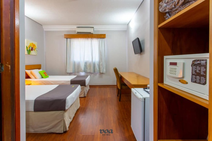 Room 12 of 35