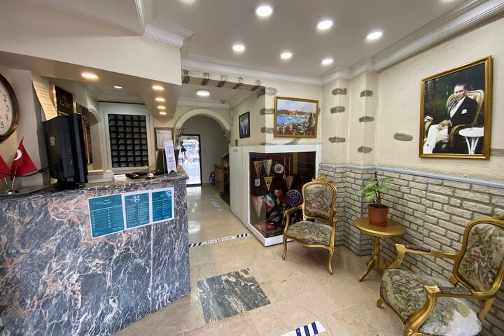 Hotel Interior 4 of 37