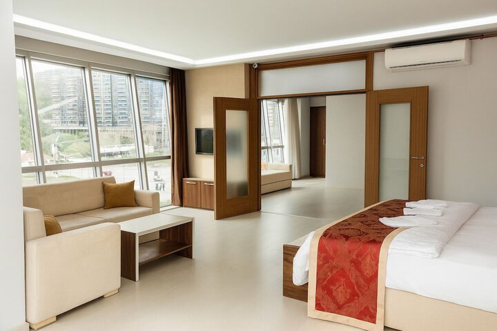 Room 29 of 71