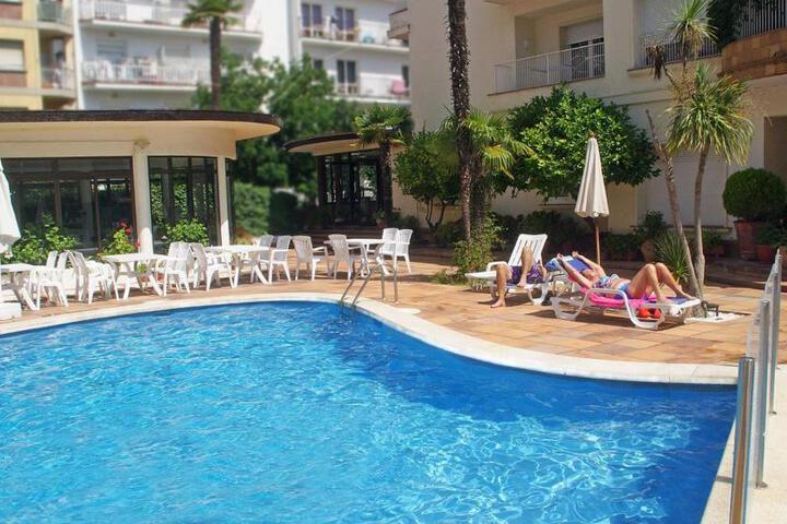 Hotel Mireia