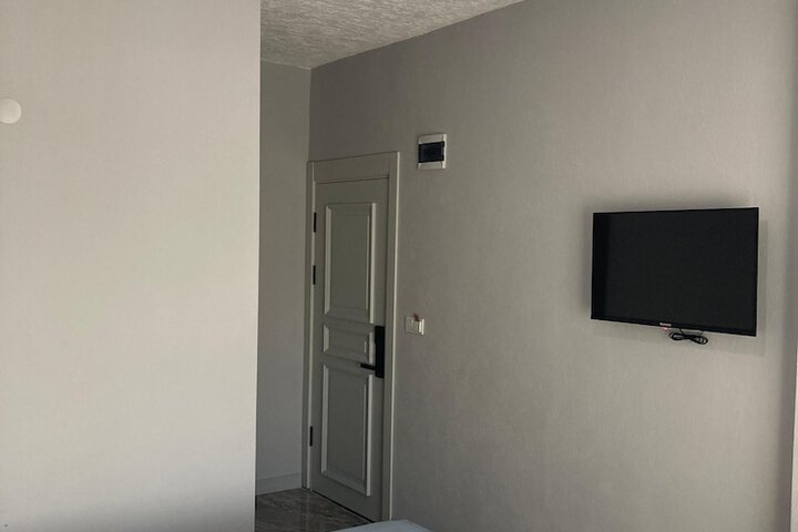 Room 30 of 126