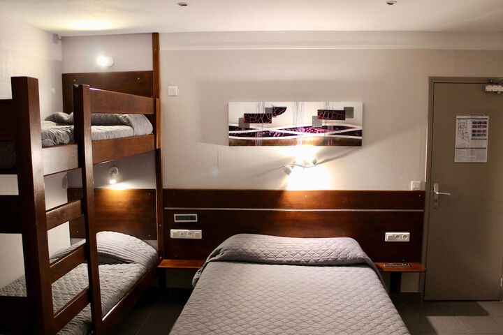 Room 25 of 71