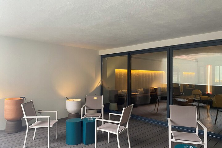 Hotel Interior 197 of 265