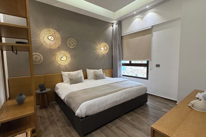 Room 14 of 29