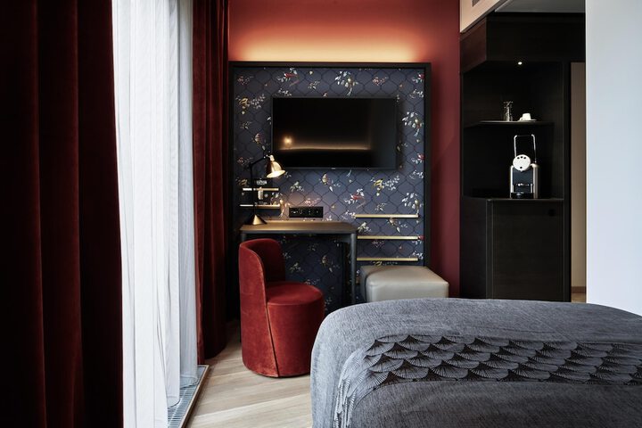 Room 39 of 102