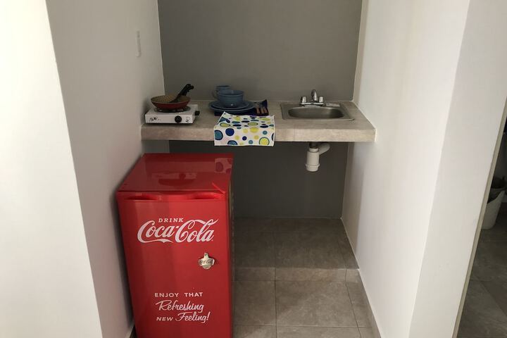Room 10 of 16