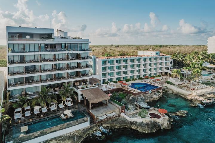 Hotel 98 of 119