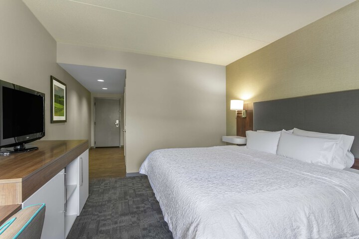 Room 19 of 42
