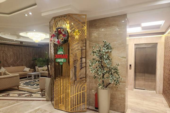 Hotel Interior 8 of 85