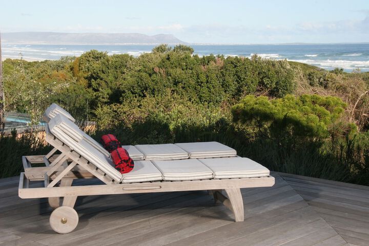 Sundeck 70 of 80