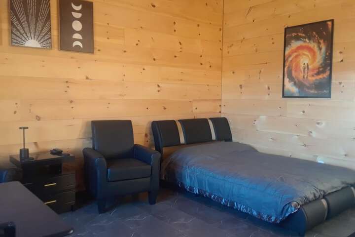 Room 3 of 23