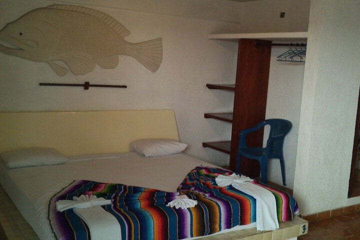 Room 8 of 64