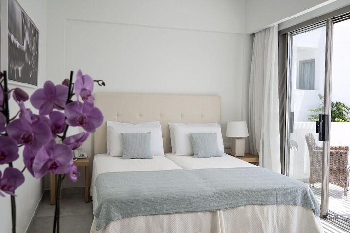 Room 46 of 117