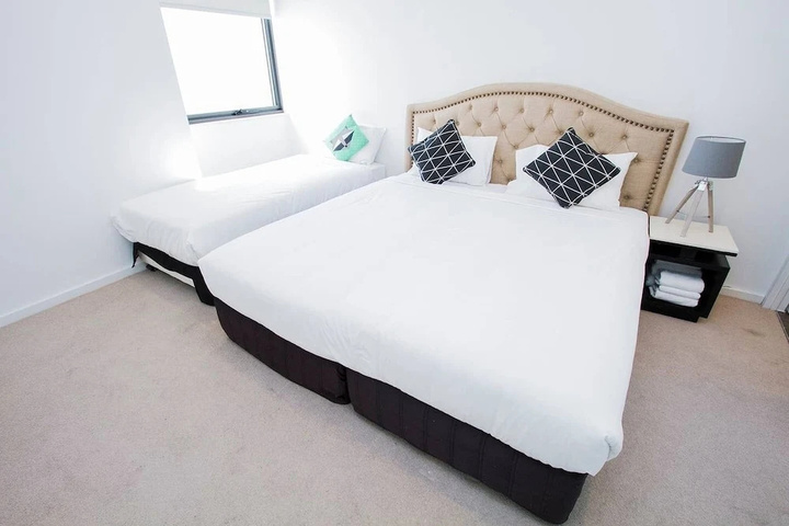 Room 6 of 21