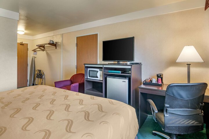 Room 39 of 107