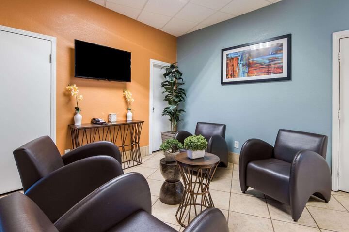 Hotel Interior 7 of 59