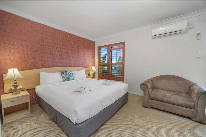 Room 22 of 45