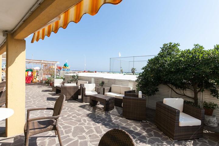 Terrace/Patio 18 of 60