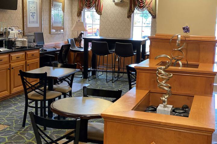 Breakfast area